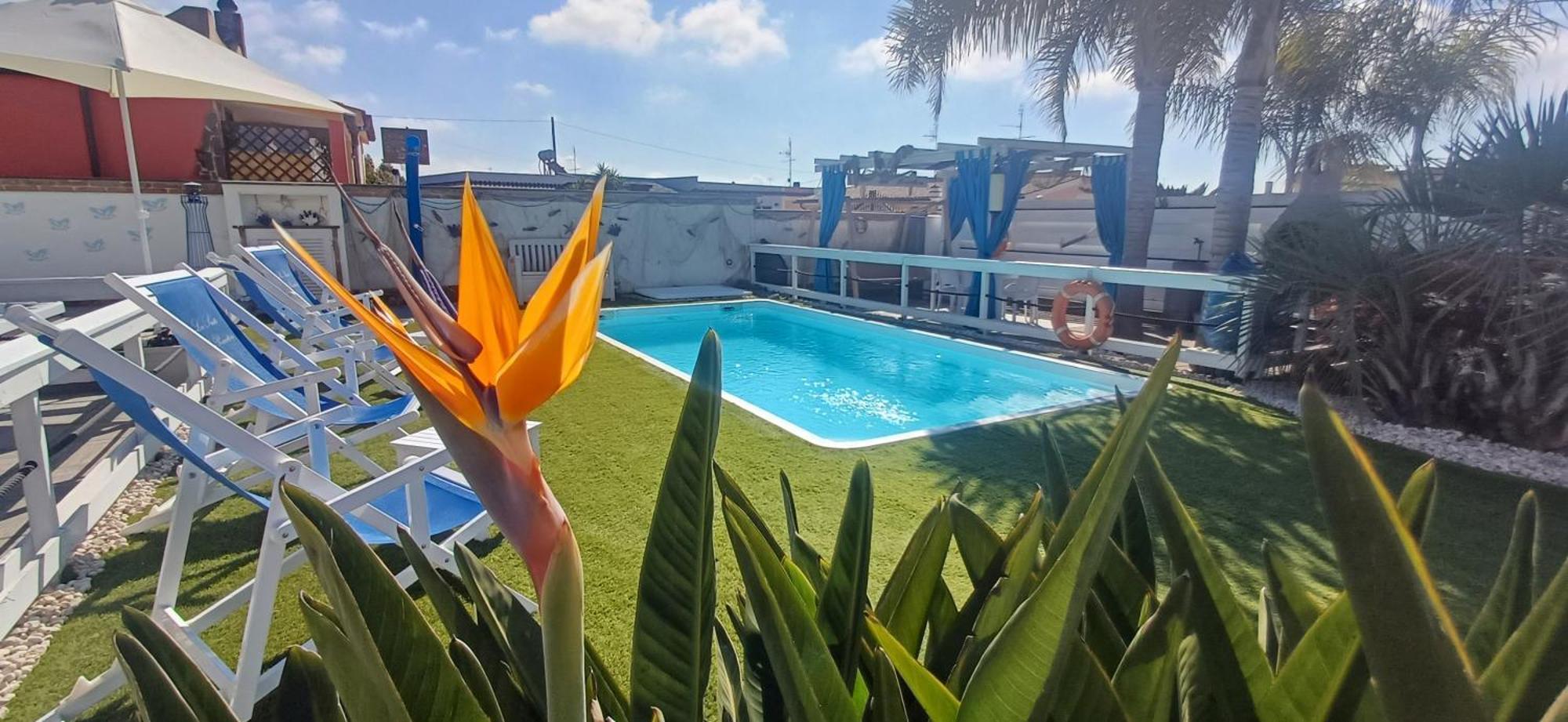 Alloggi Turistici Con Piscina Palestra Jacuzzi Sauna Anzio Eksteriør bilde